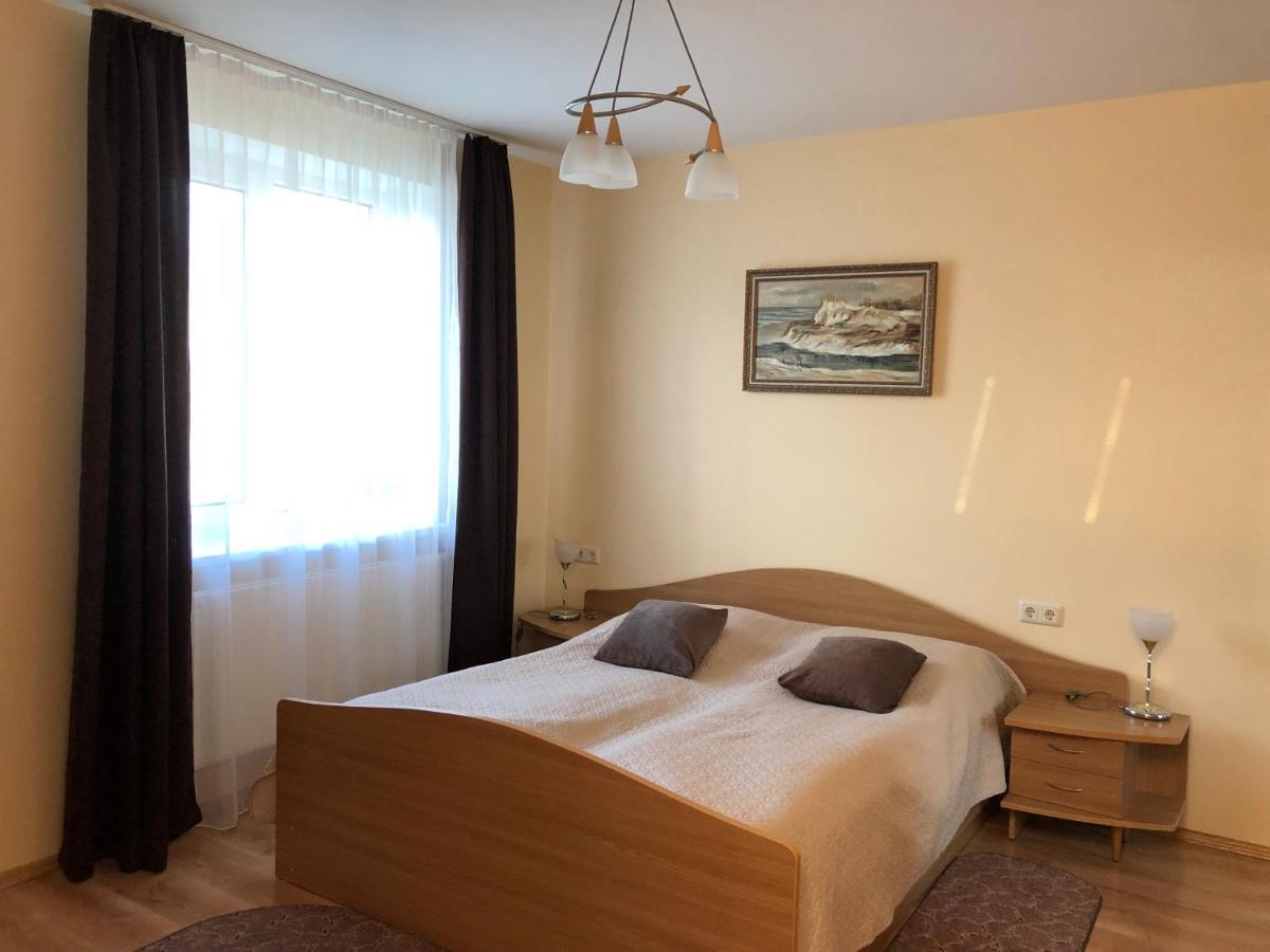 פלאנגה Viktoras Apartments מראה חיצוני תמונה