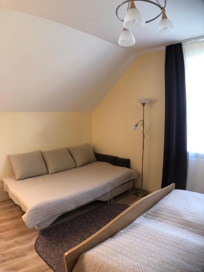 פלאנגה Viktoras Apartments מראה חיצוני תמונה