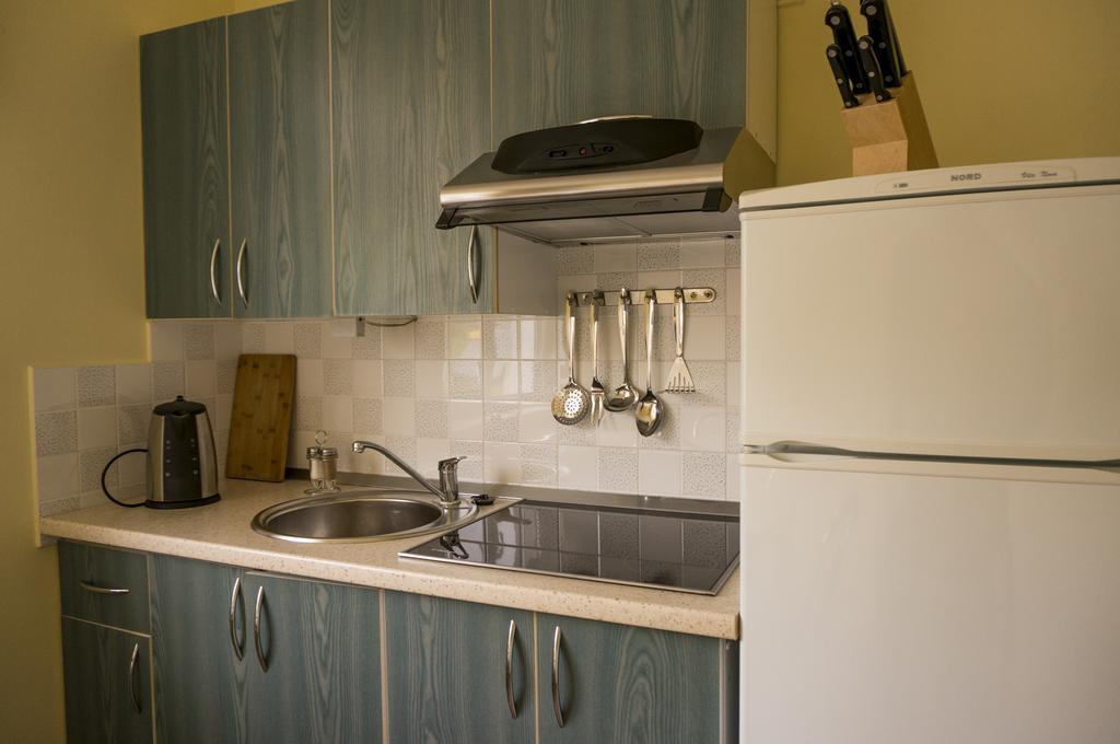 פלאנגה Viktoras Apartments מראה חיצוני תמונה