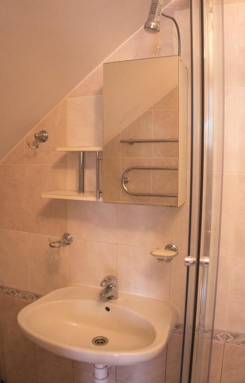 פלאנגה Viktoras Apartments מראה חיצוני תמונה