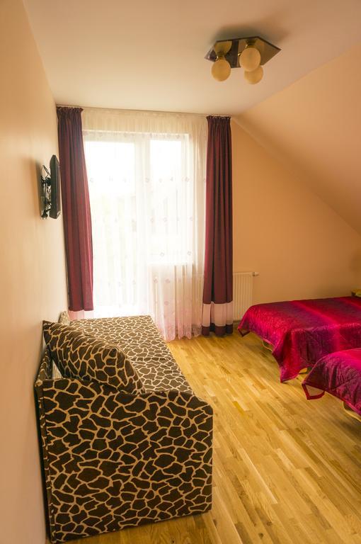 פלאנגה Viktoras Apartments מראה חיצוני תמונה