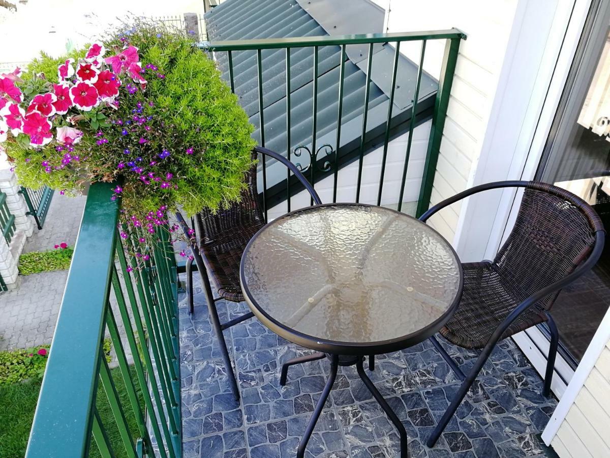 פלאנגה Viktoras Apartments מראה חיצוני תמונה